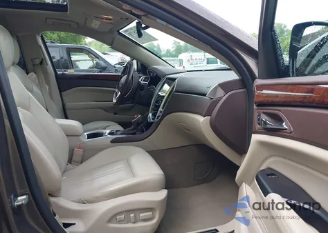 2014 Cadillac Srx Luxury Collection z USA, uszkodzony, nr VIN 3GYFNEE39ES642030